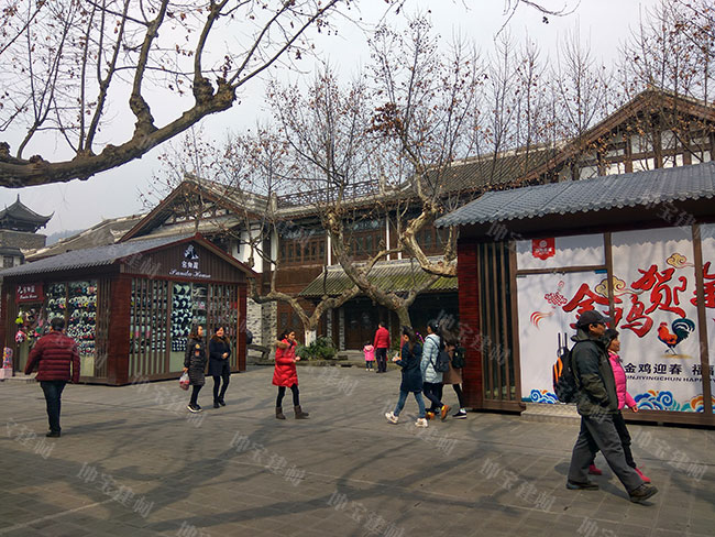 樹(shù)脂瓦移動(dòng)商鋪，占據(jù)步行街商機(jī)